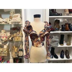 NEW OLVI’S sweetheart in renaissance